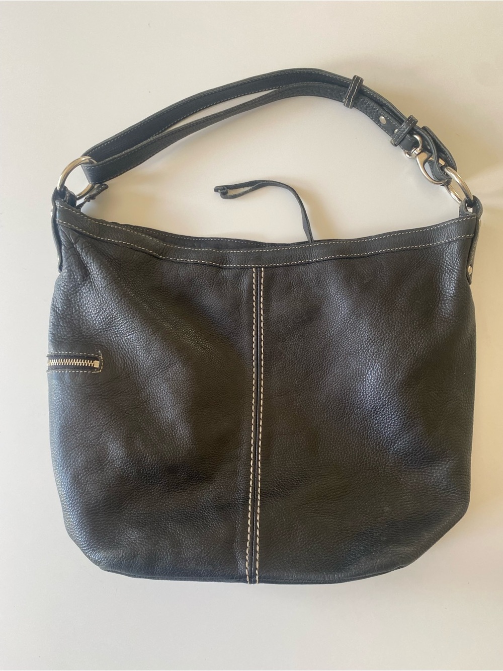 Roots Large Leather Shoulder Tote Bag in Black